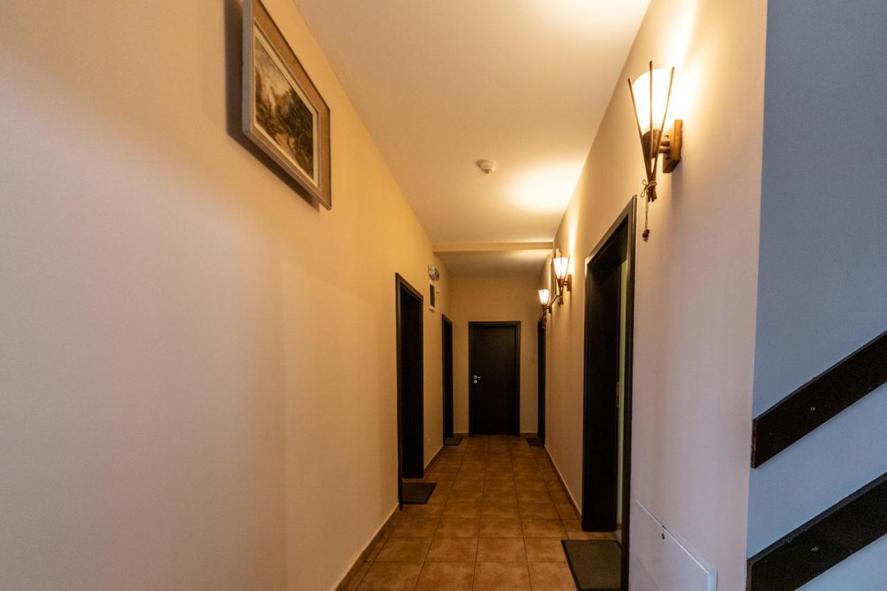 Pension Master Sinaia Extérieur photo